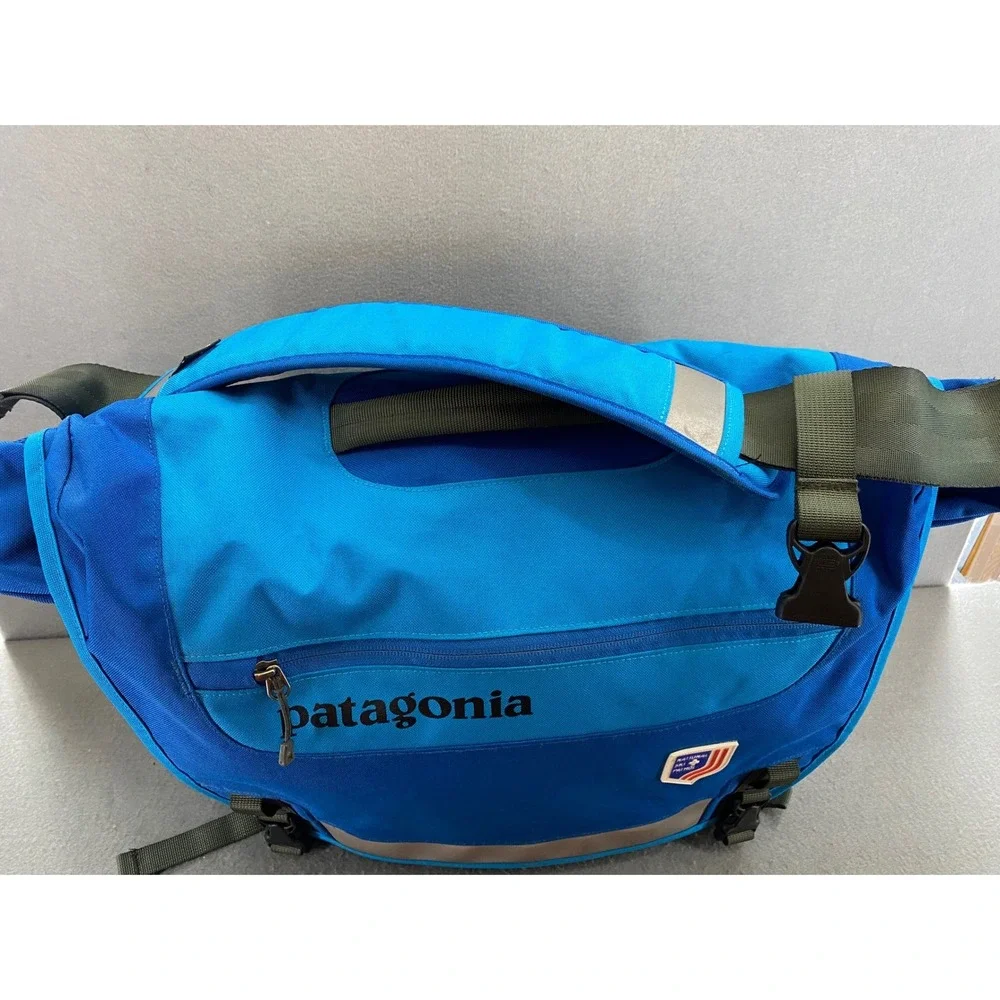 Patagonia Half Mass Messenger Bag Blue National Ski Patrol Commuter Shoulder Bag